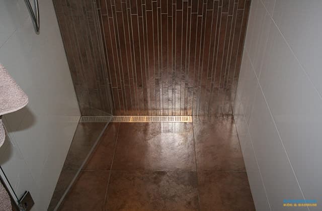 Badrum med unik bastu