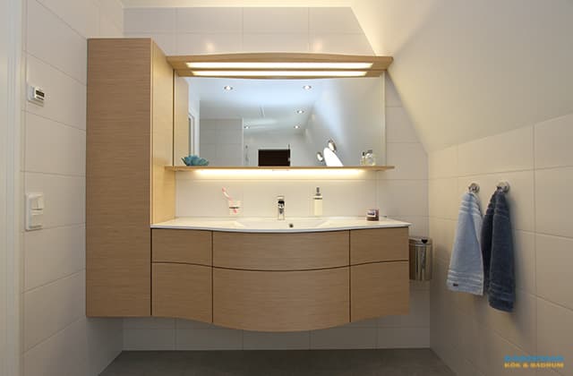 Badrum med exklusiv bastu