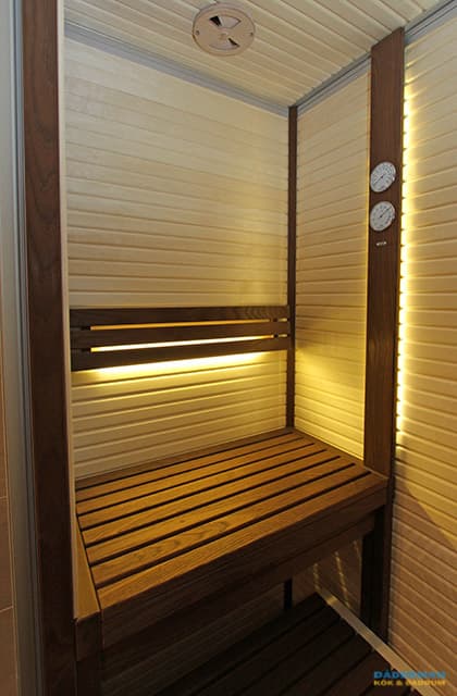 Badrum med fristående badkar