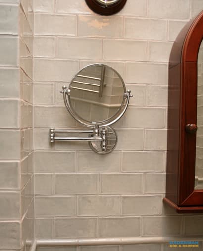 Badrum med glaserat kakel