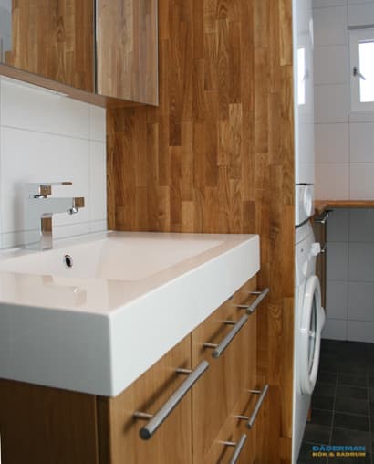 Badrum med tvättstuga