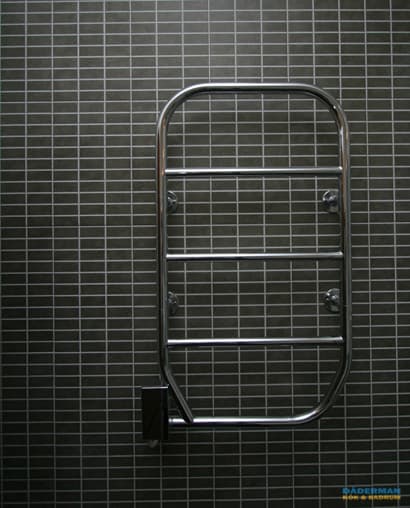 Badrum med mosaik i olika färger