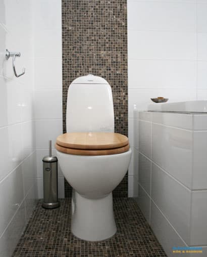 Jacuzzi med brun mosaik