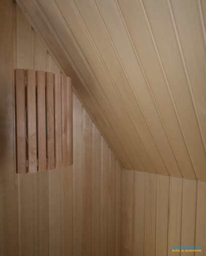 Lyxigt badrum med bastu