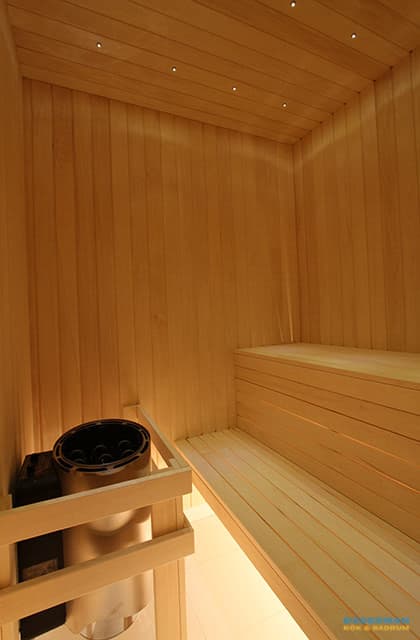 Lyxigt badrum med spakänsla