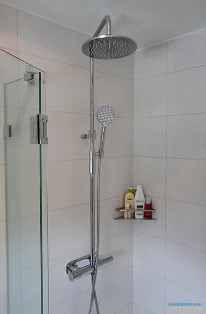 Badrum med exklusiv bastu