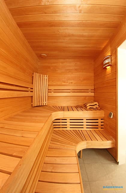 Badrum med exklusiv bastu