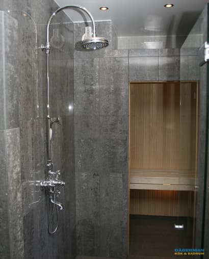 Badrum med stenkänsla och bastu