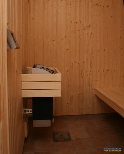 Källarbadrum med bastu