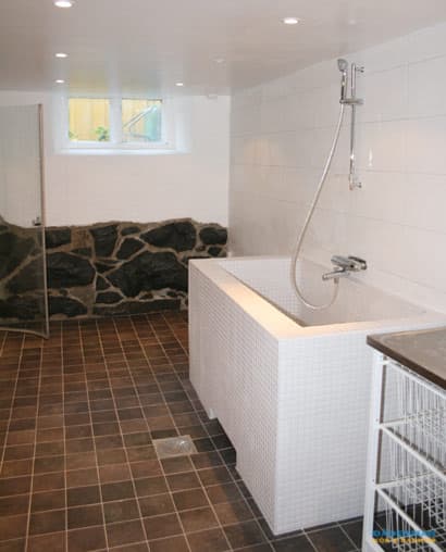 Badrum med natursten